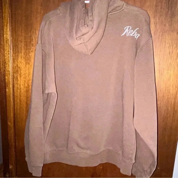 Reba  Tour Hoodie - Picture 2 of 4